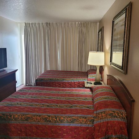 Queens Lodge Motel West Palm Beach Buitenkant foto