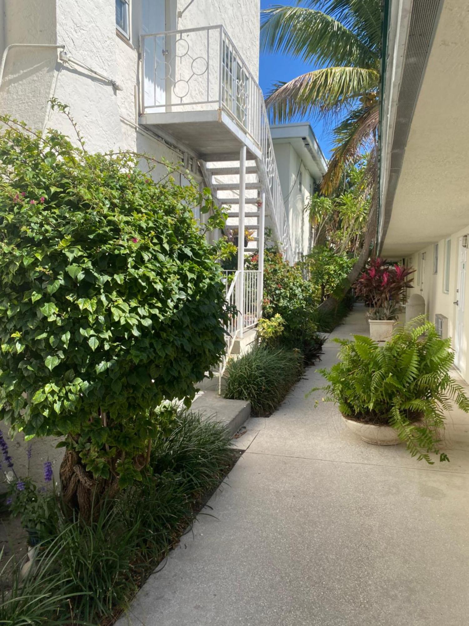 Queens Lodge Motel West Palm Beach Buitenkant foto